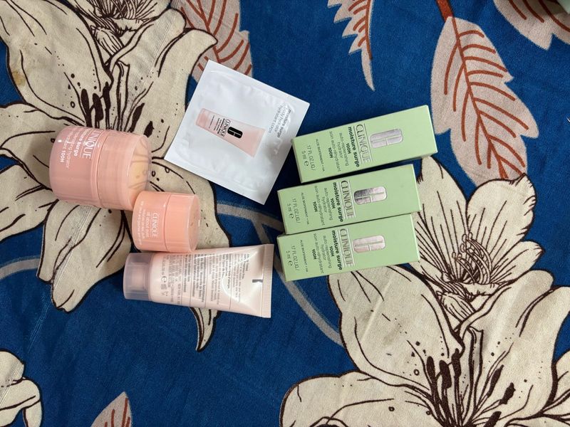 Clinique Moisture Surge Lot