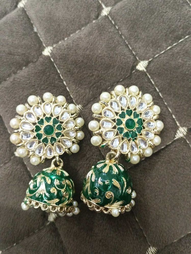 Elegant Green Jhumka Earrings