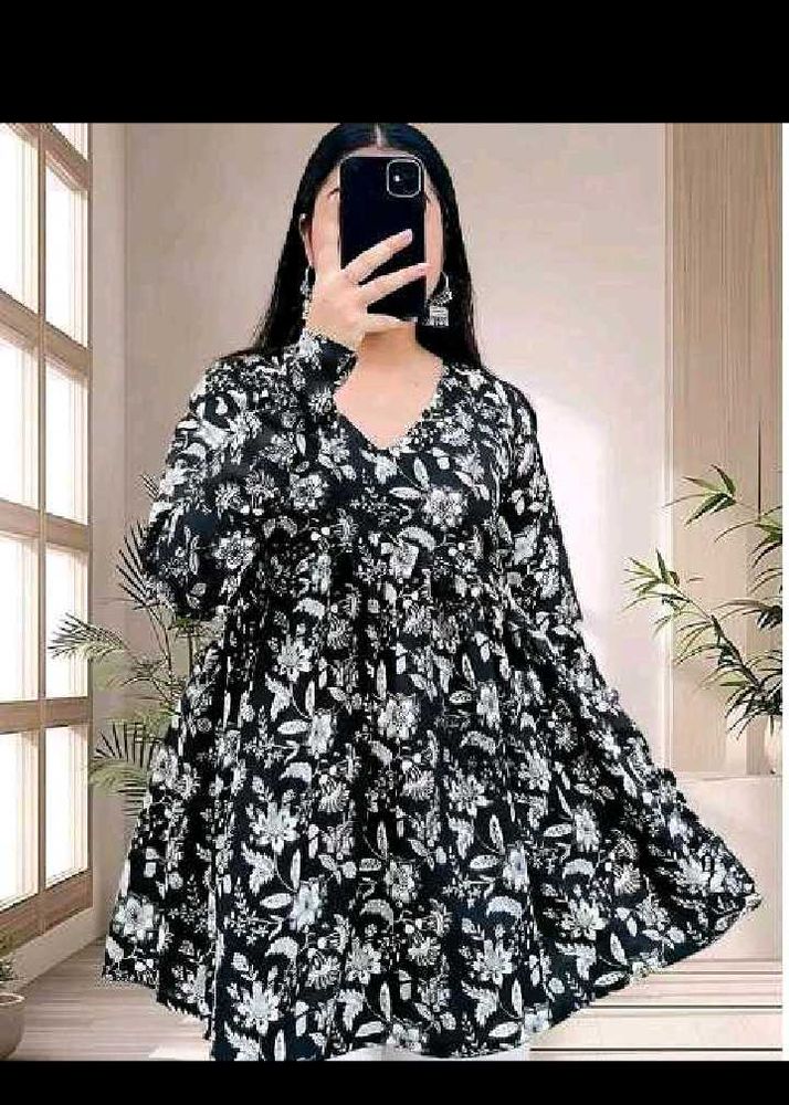 Elegant Floral Print Kurta