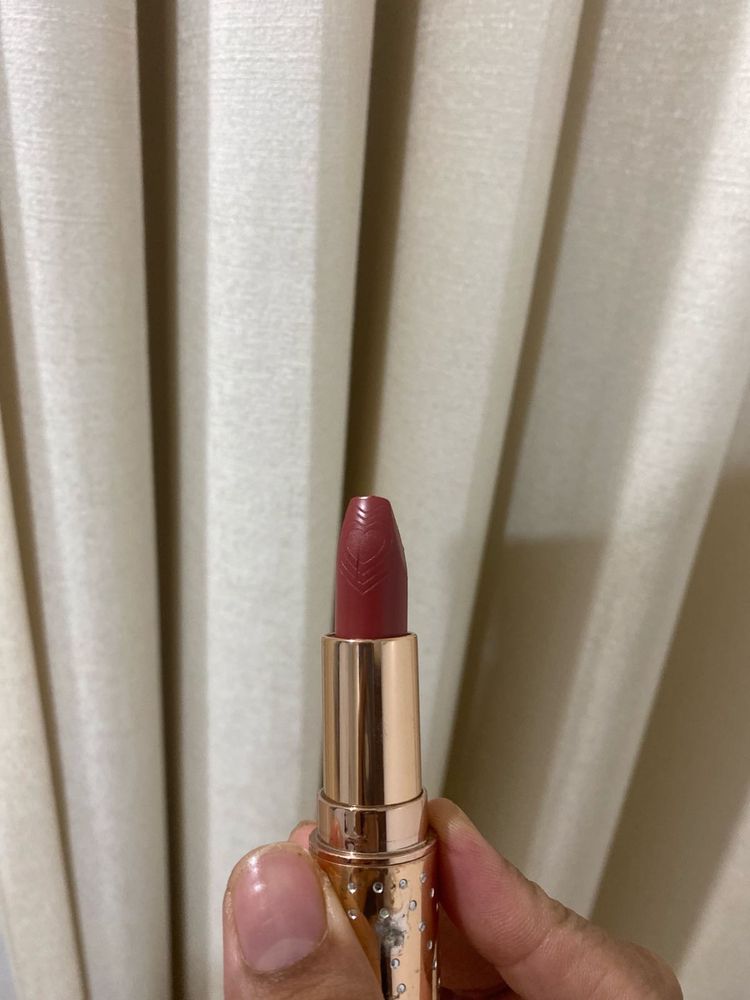 Charlotte Tilbury Matte Revolution Lipstick