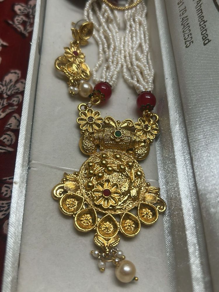 Traditional Gold Plated Necklace Set
