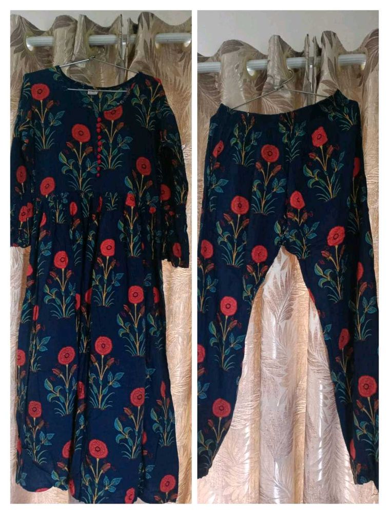 Stylish Navy Blue Kurta Set with Floral Print