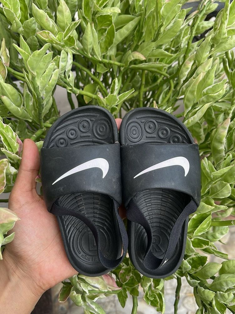 Nike kawa toddler slides Flip Flops