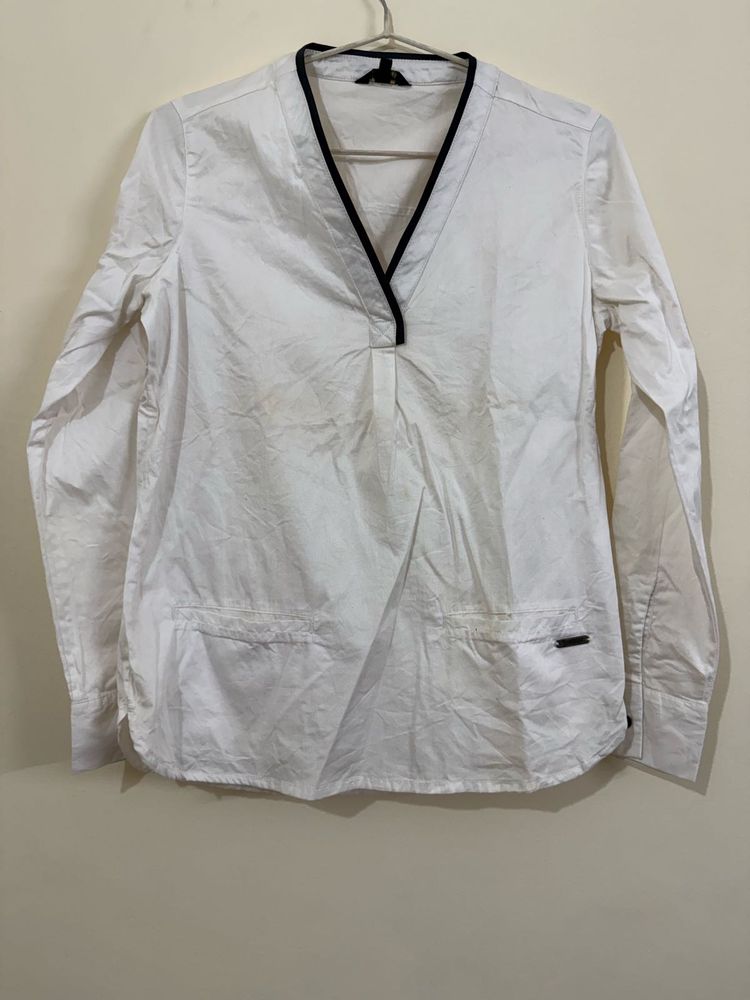 Women's White V-Neck Tunic Top