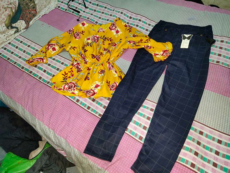 Floral Top &amp; Checkered Pants Set