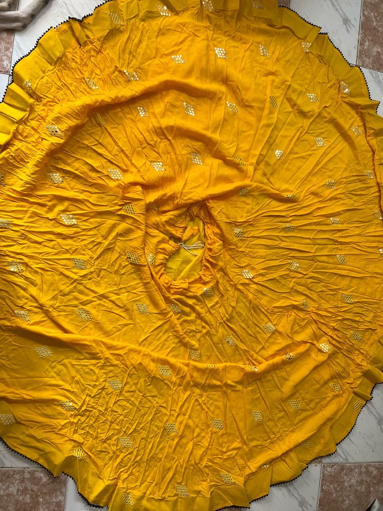7 meter Vibrant Yellow Embroidered Ethnic Skirt