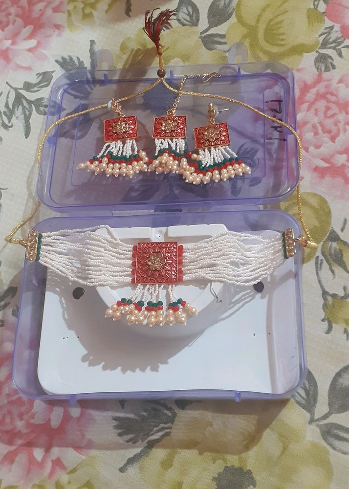 ROYAL BRIDAL JEWELLERY &amp; GOLDEN BANGLES