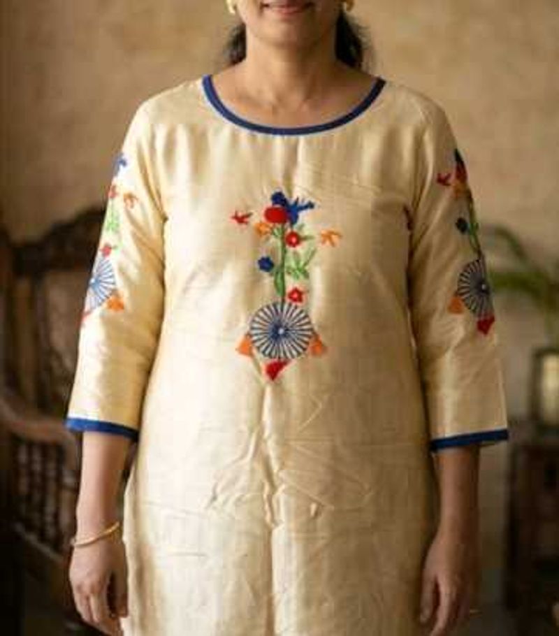 Embroidered Kurta with Blue Neckline