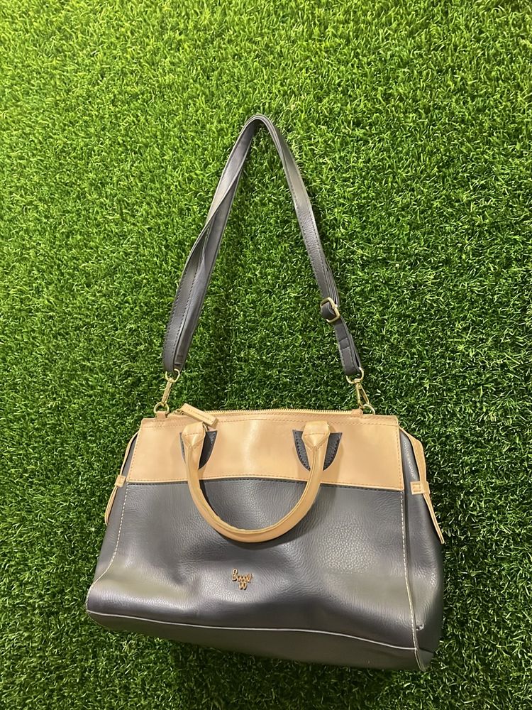 Baggit Handbag 👜