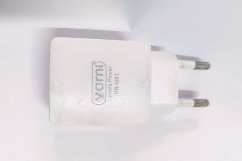 Varni Update Power Mobile Charger