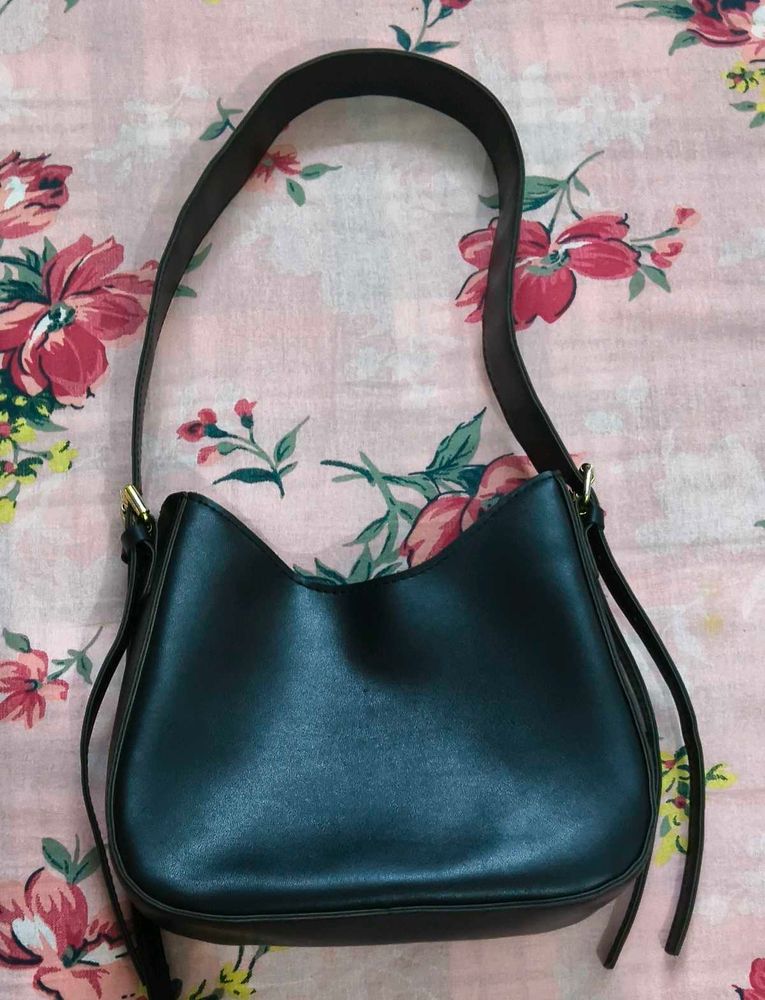 Dual Long Tassel Shoulder Bag
