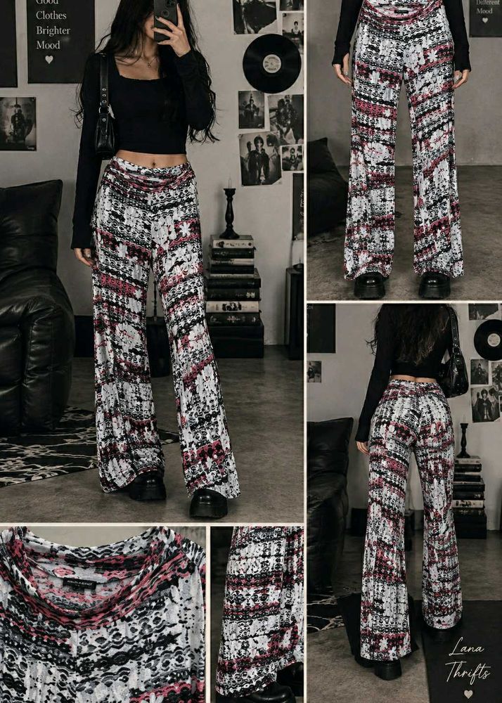 3229. Boho Print Flared Pants