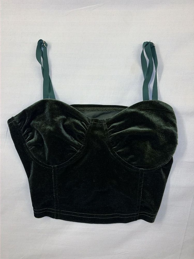 Velvet Green Crop Top| Urbanic