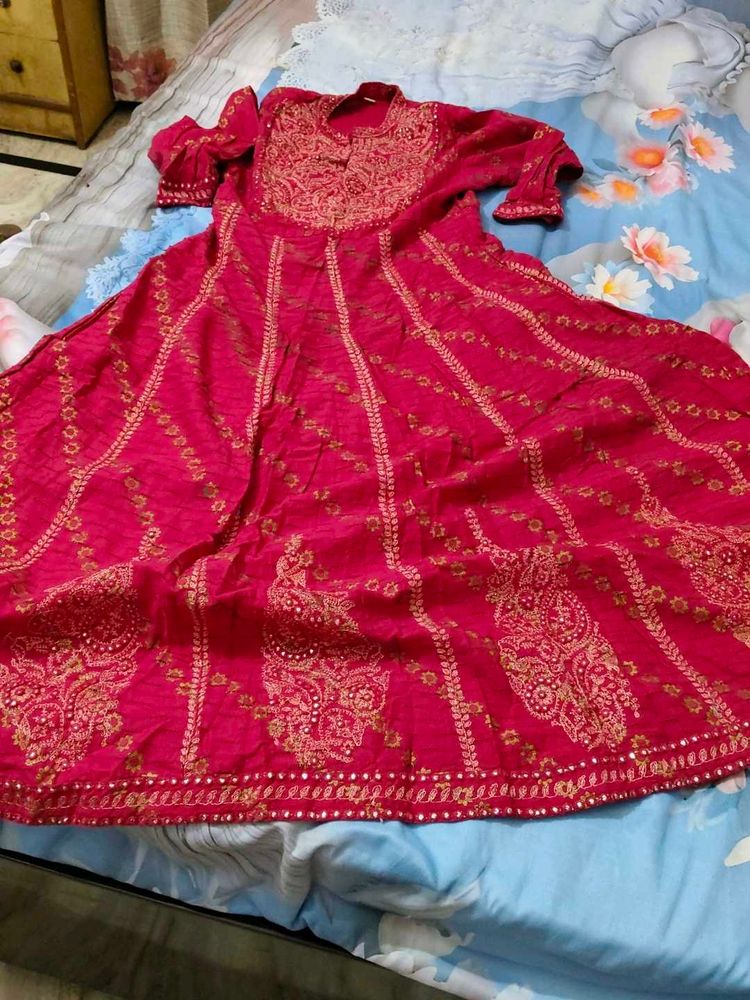 Beautiful Pink Embroidered Kurta