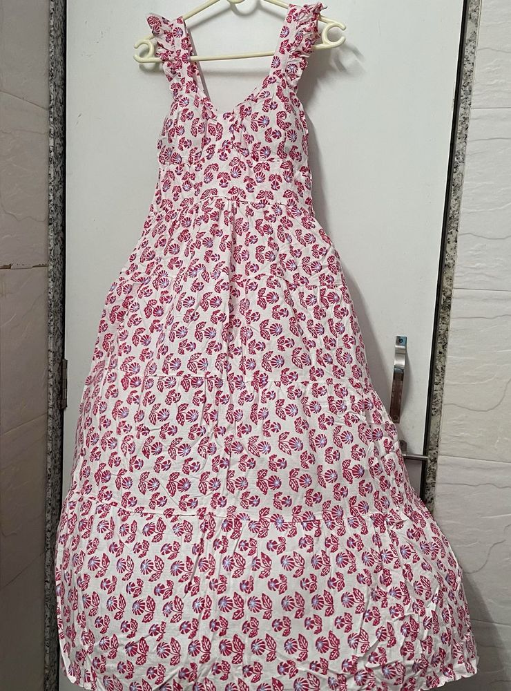 Beautiful Floral Print Gown