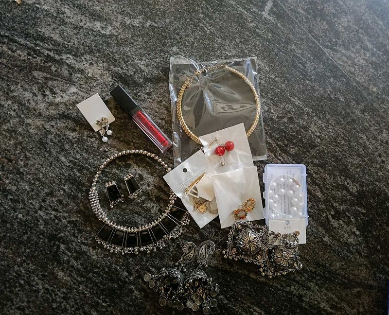 Jewellery Set  and Lipstick