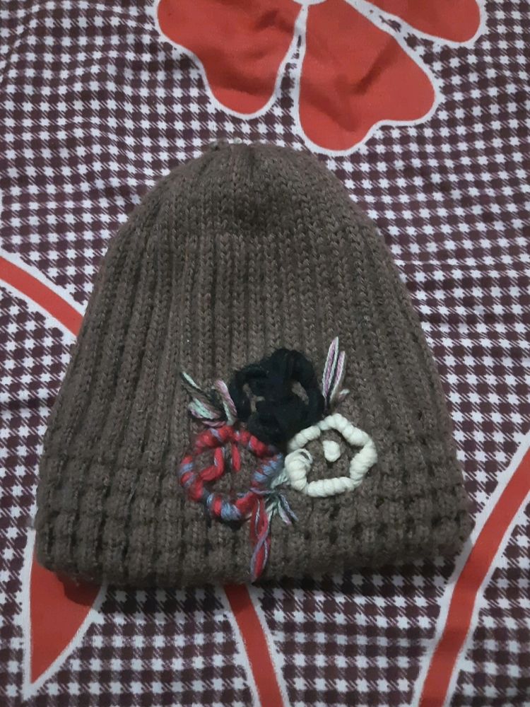 3 Caps