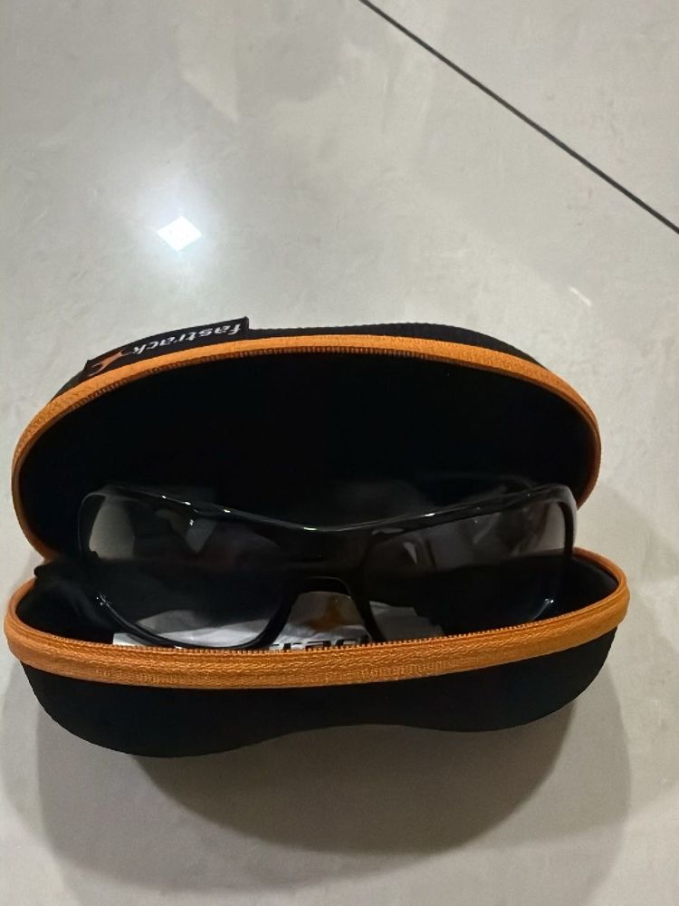 Fastrack Sunglasses with Case