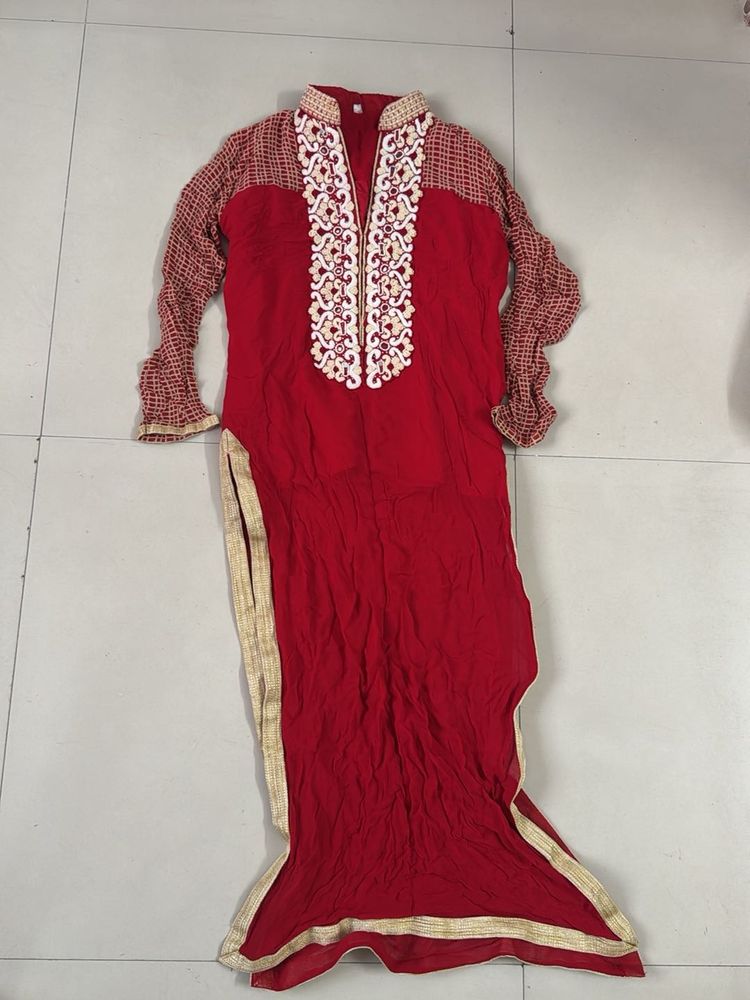 Red Kurta with Elegant Embroidery
