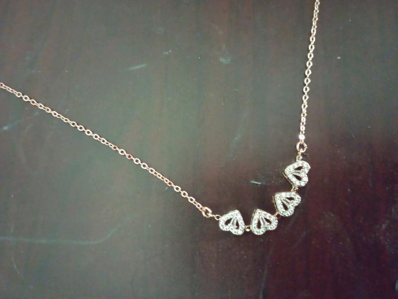 Beautiful Locket With Chain