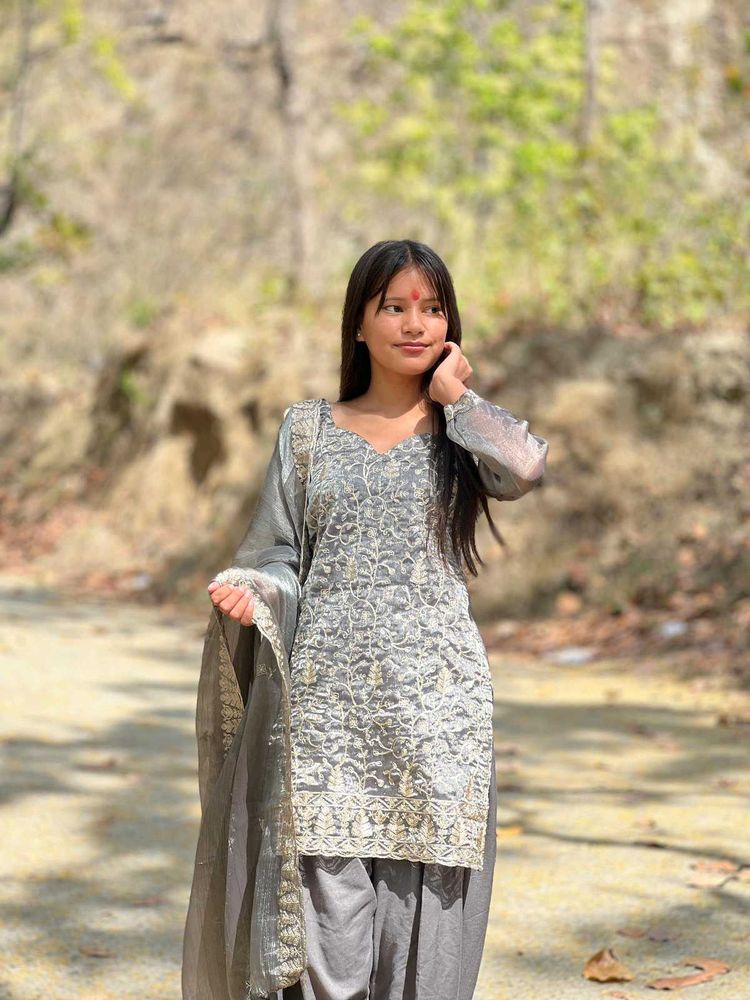 Elegant Grey Embroidered Kurta Set