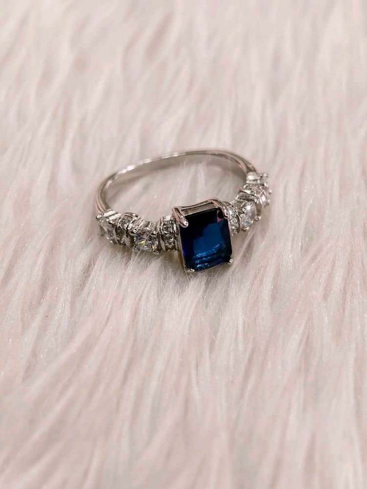 Elegant Blue Stone Ring 925 silver