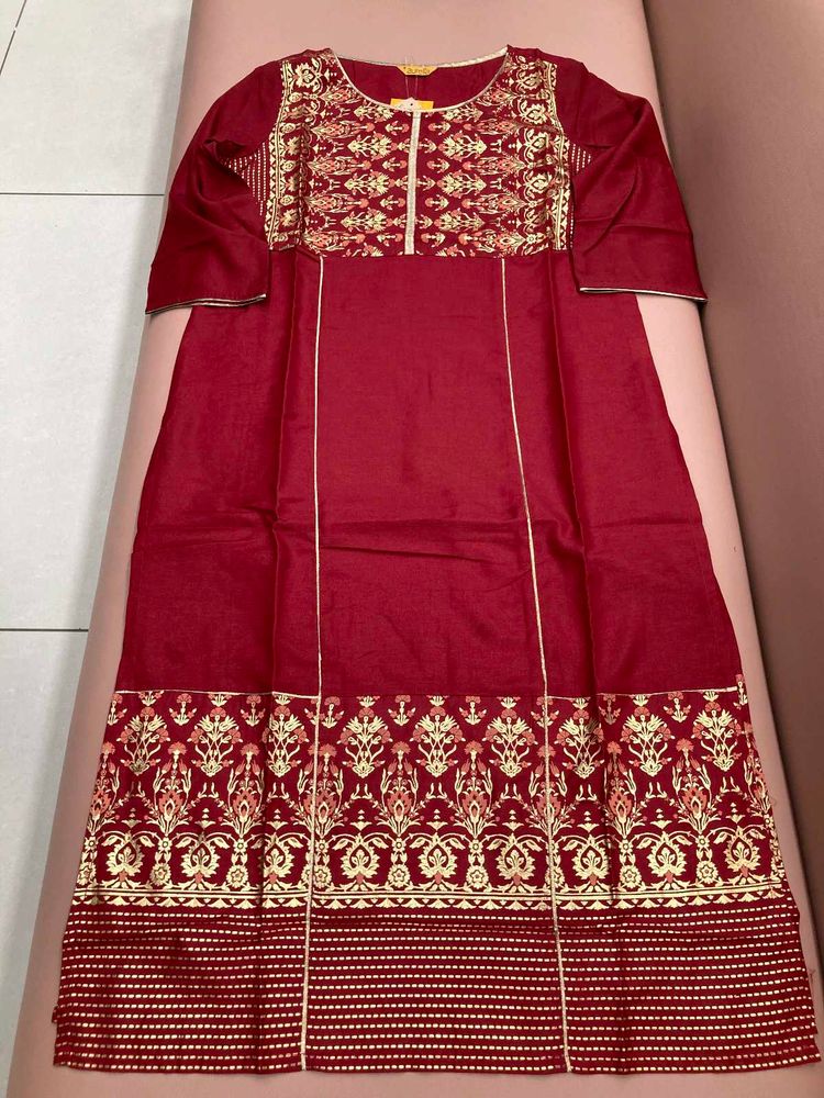 Maroon and Gold Kurti