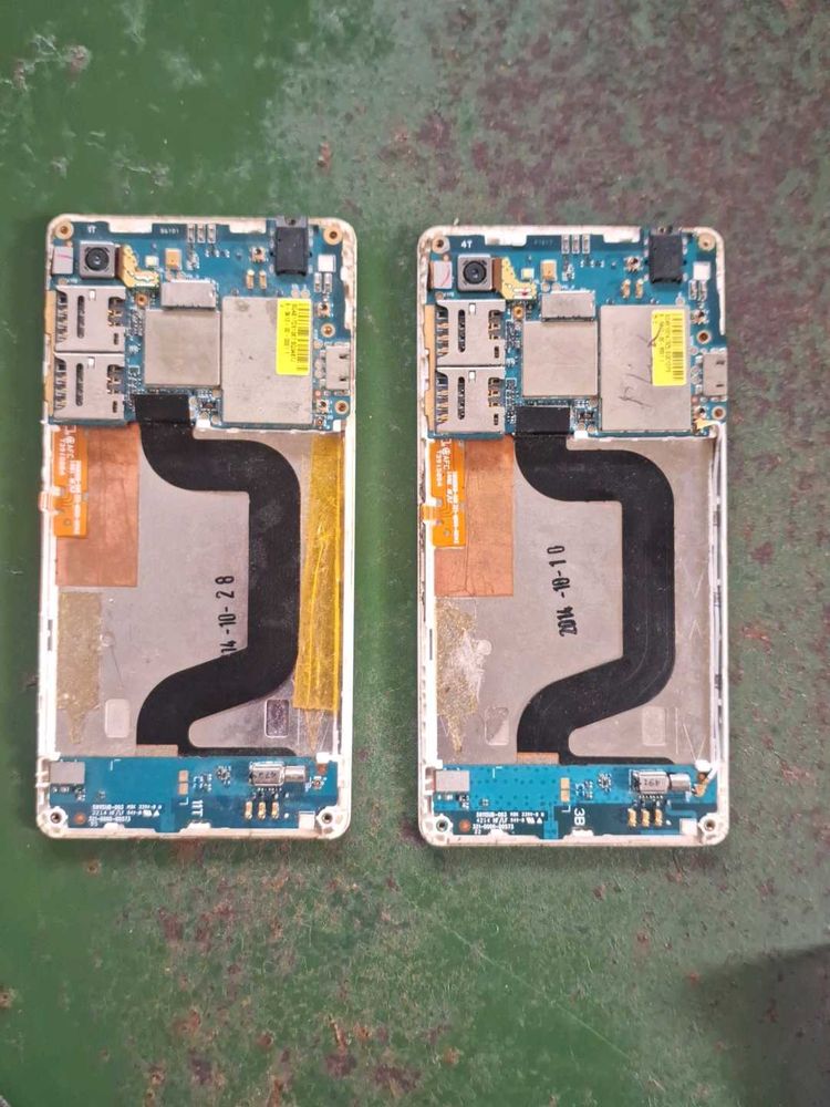 Lot of 2 Used Smartphone Internal Components