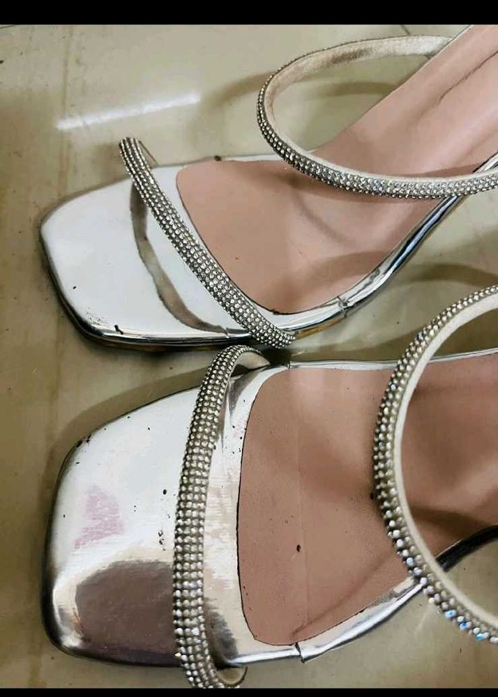 Dressberry Embellished Wedge Heels