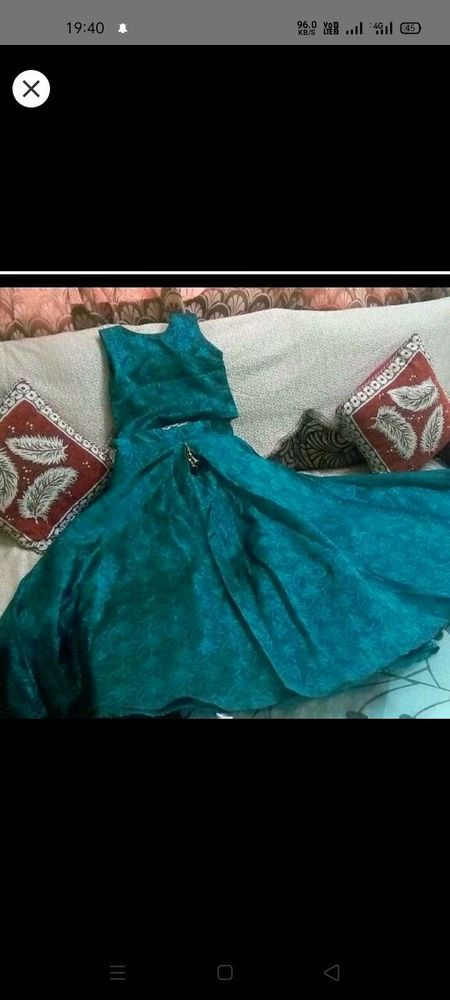 lahanga   suit