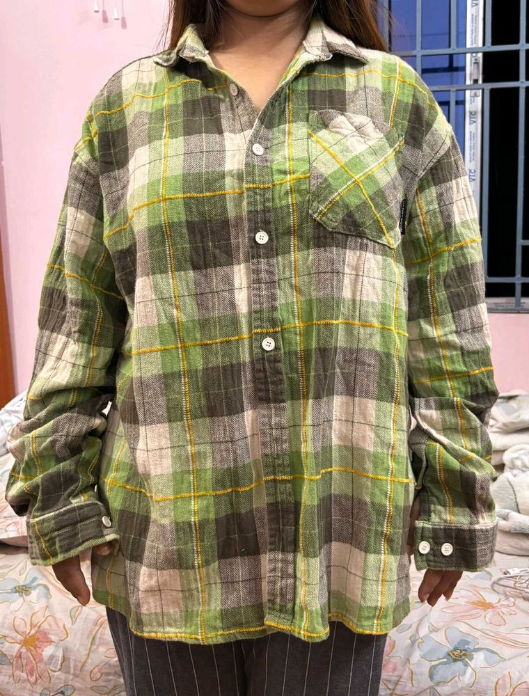 unisex Green Plaid Button-Up Shirt