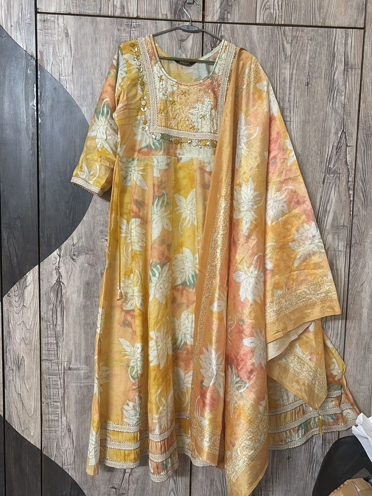 Floral Print Kurta Set with Dupatta