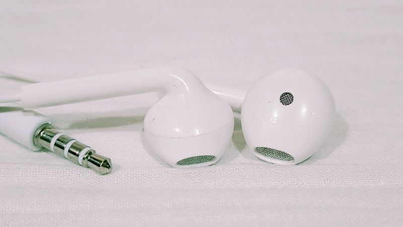 Brand New Vivo Gaming Earphone Soft Sound