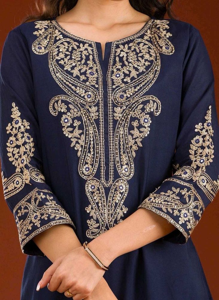 Embroidered Navy Blue Kurta