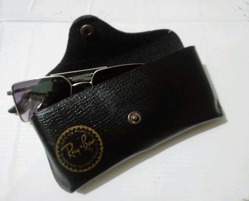 Ray-Ban Sunglasses with Case