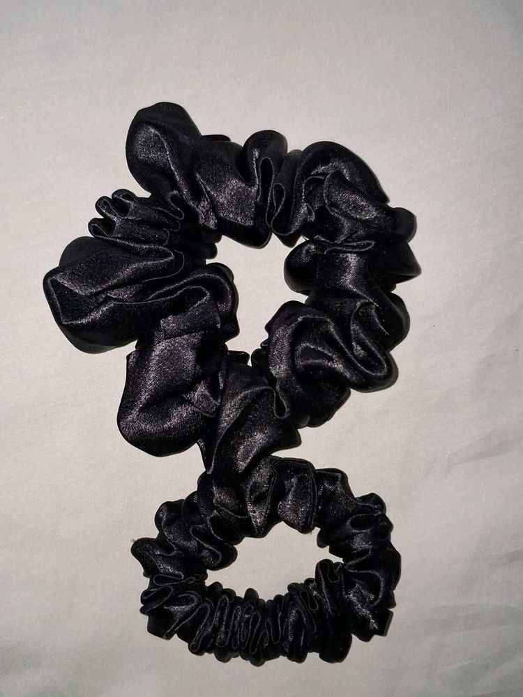 Satin Black Scrunchies Set