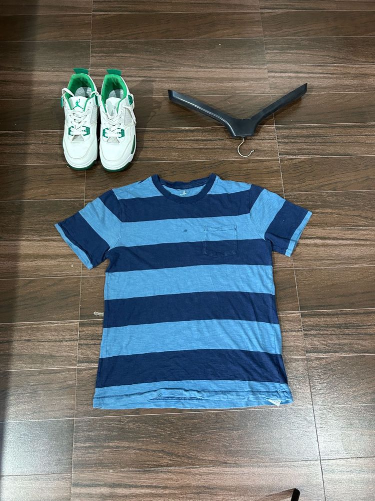authentic gap t shirt