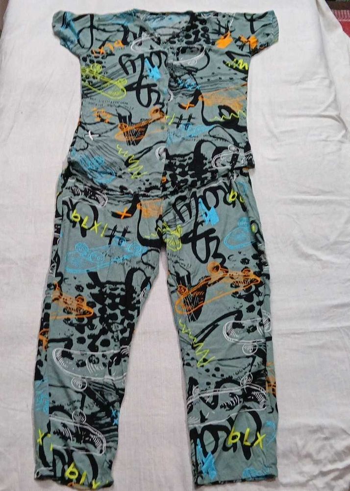 New - Graffiti Skateboard Print Paijama set
