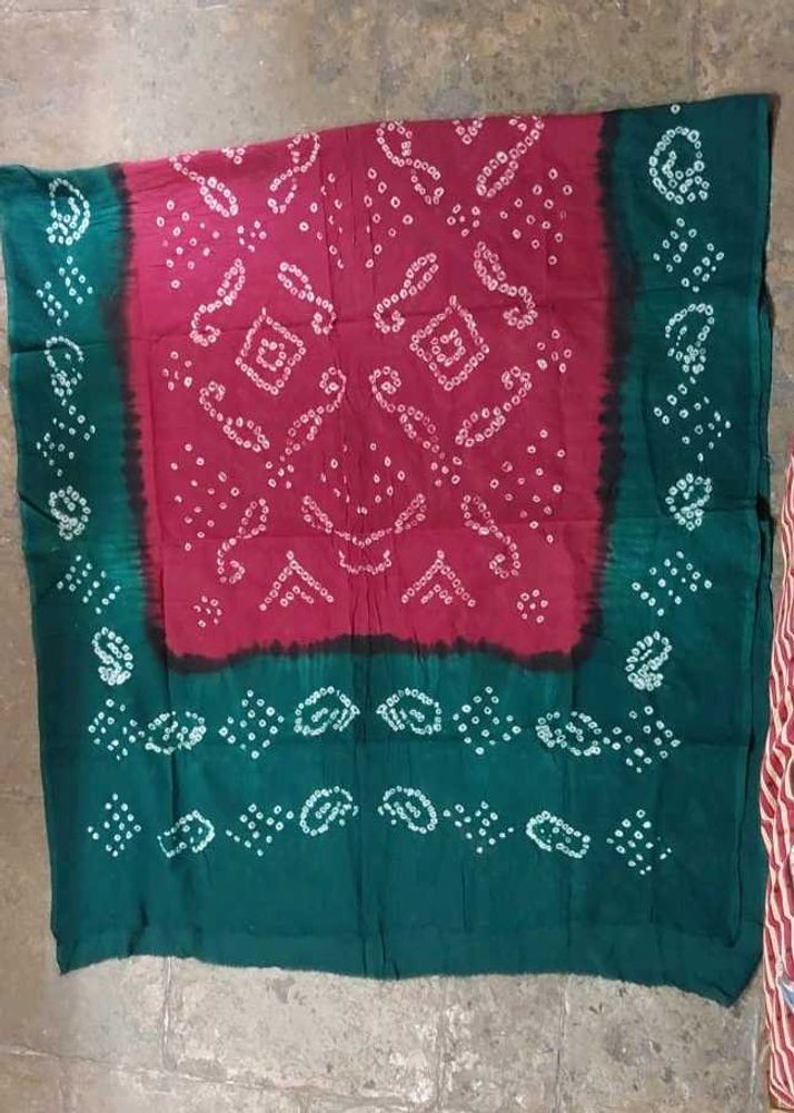 Red and Green Bandhani Dupatta