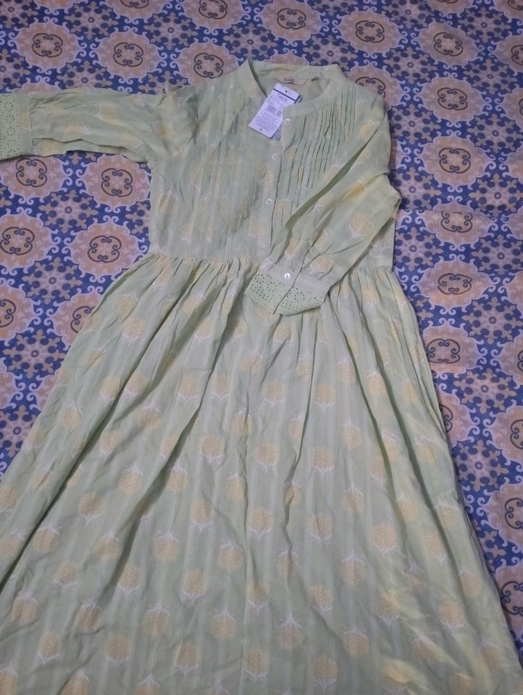 Beautiful Olive Green Brand New Kurti