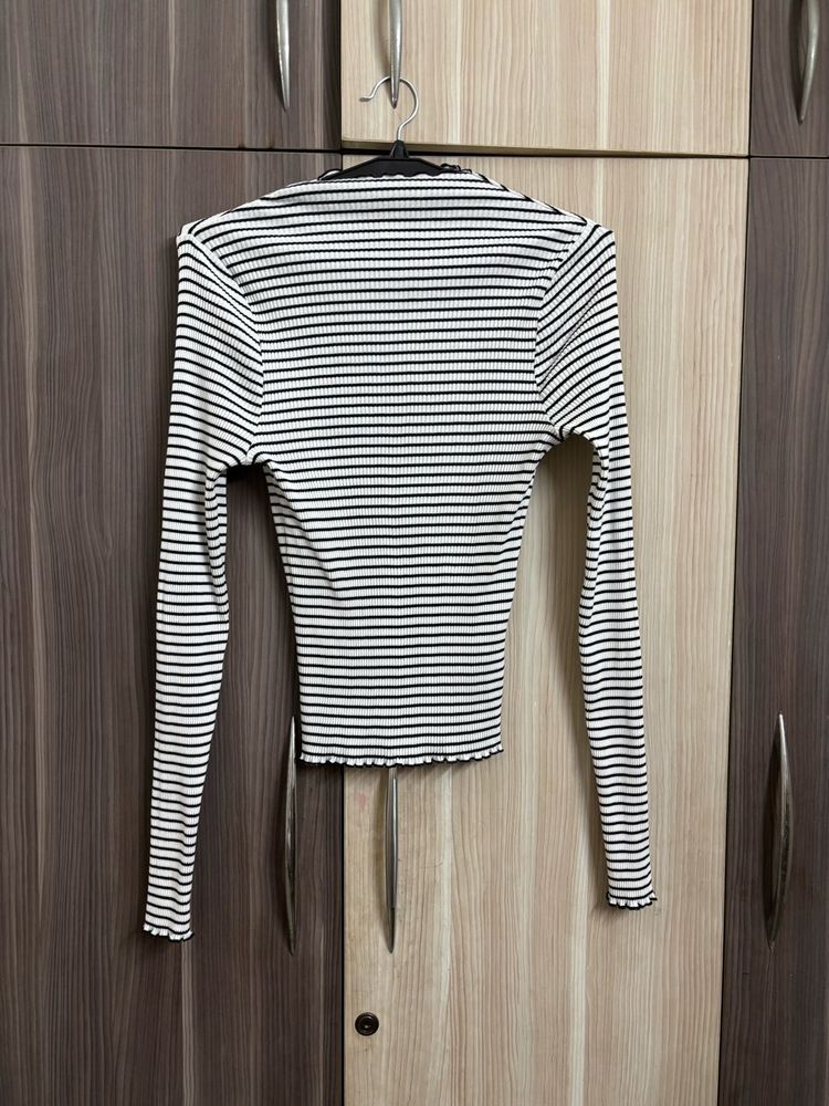 39 H&amp;M STRIPPED LONG SLEEVES