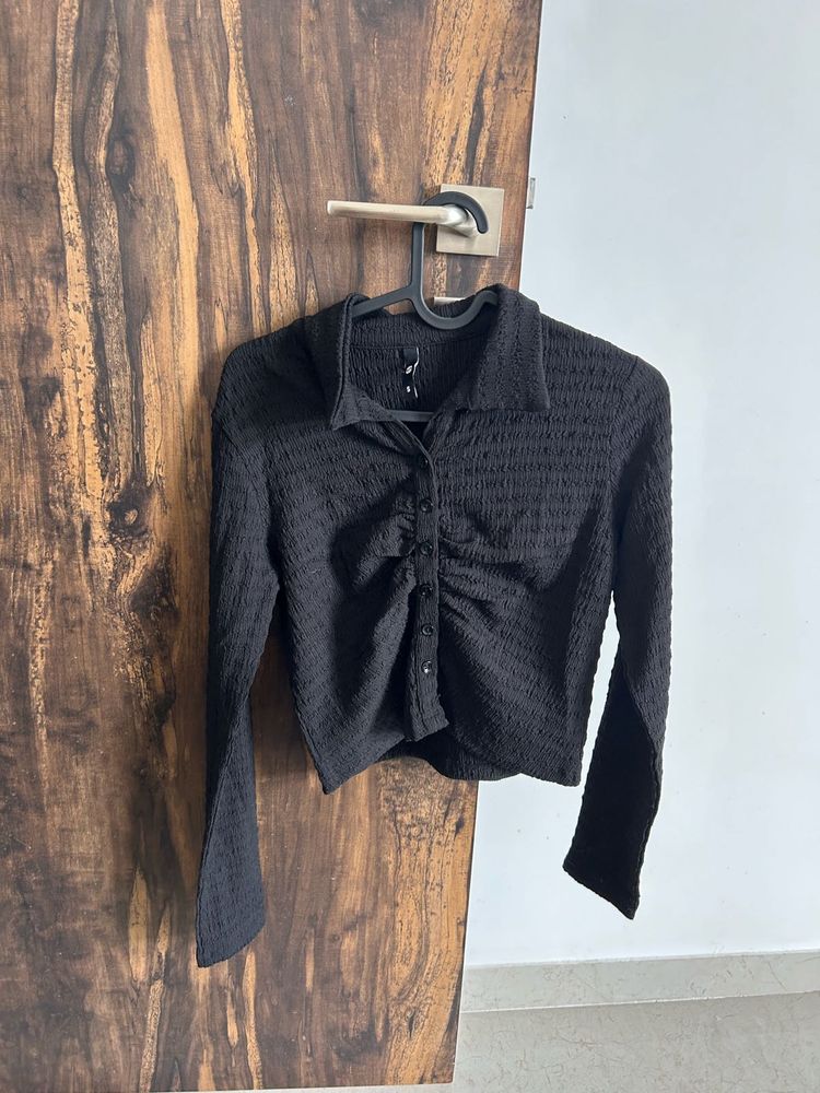 Chic Black Textured Ruched Shirt