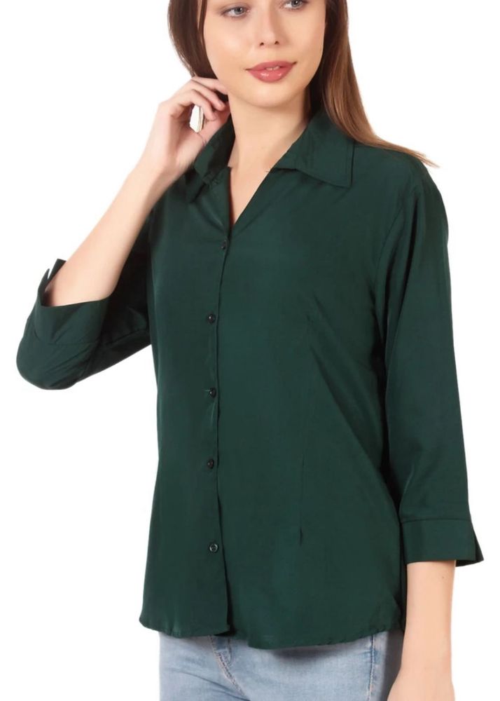 Classic Green Collared Top