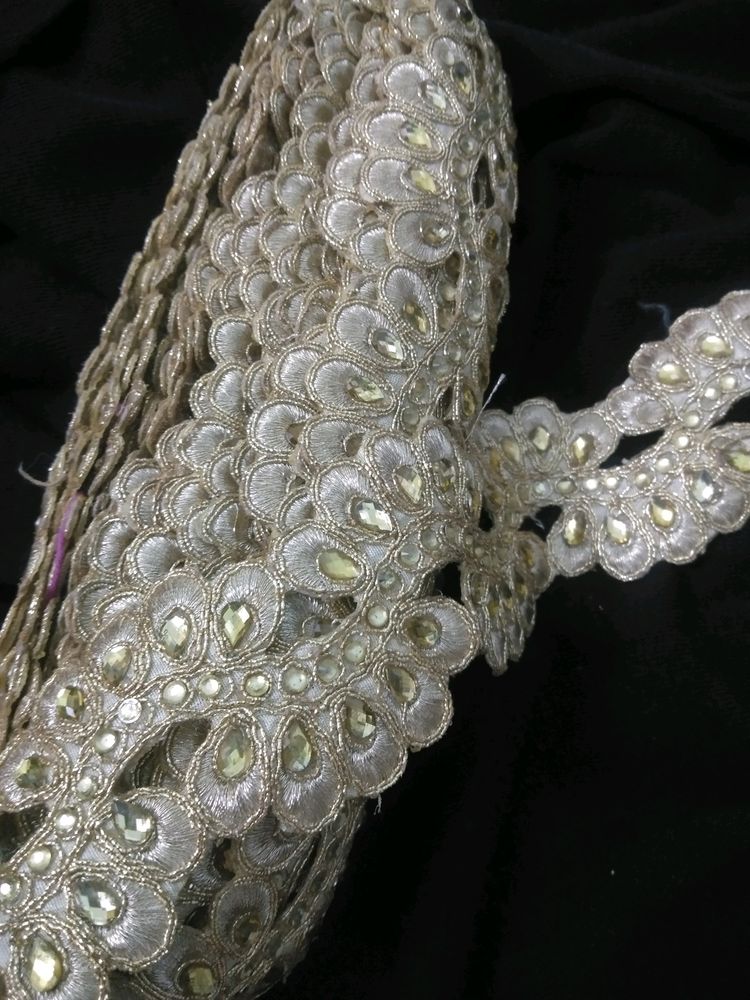 Golden Gotta Lace