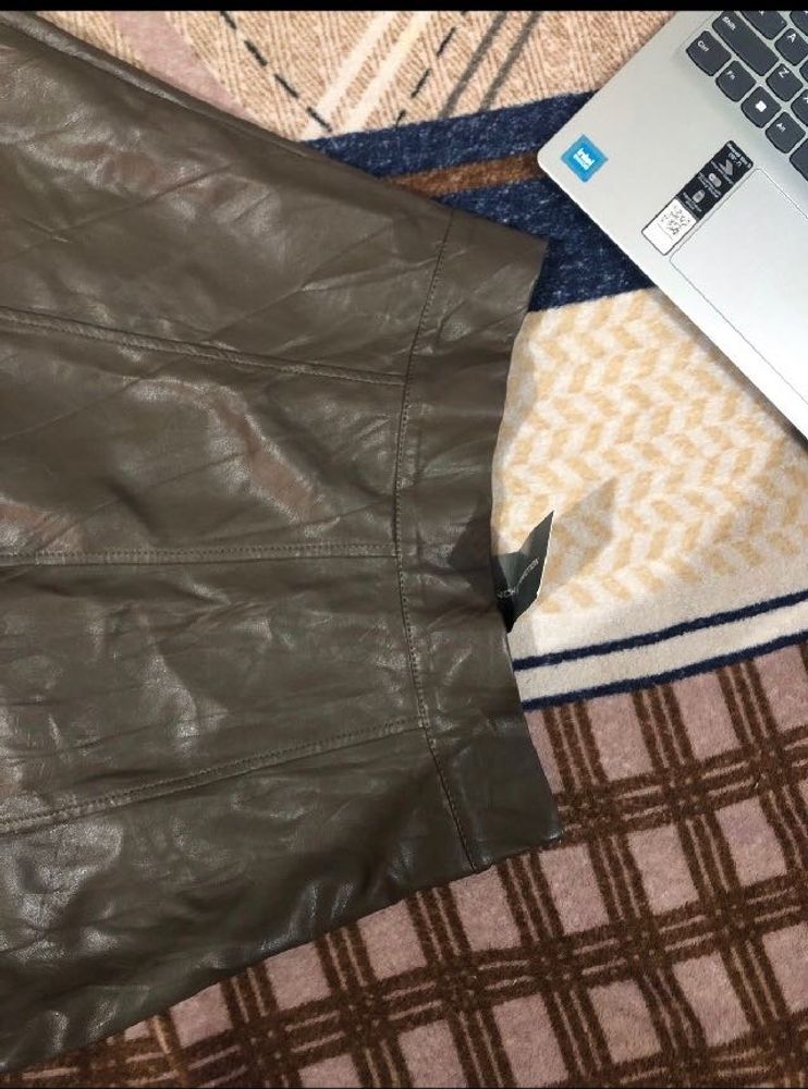 Stylish Leather skirt