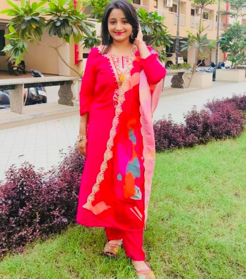 Stunning Pink Embroidered Kurta