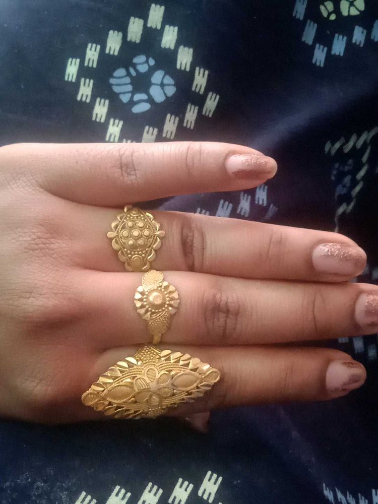 Set of 3 Gold-Tone Rings