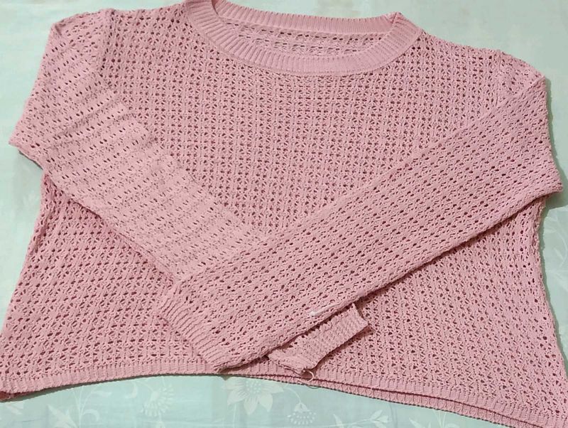 Chic Pink Cropped Sweater