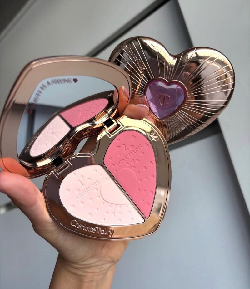 Charlotte Tilbury Love Blush Palette