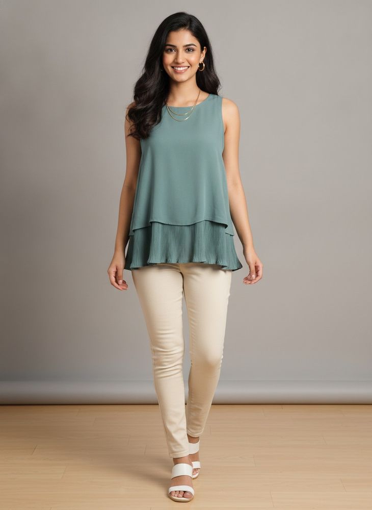 Chic Sleeveless Pleated Hem Top